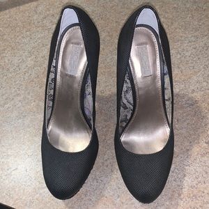 Rachel Roy black heels